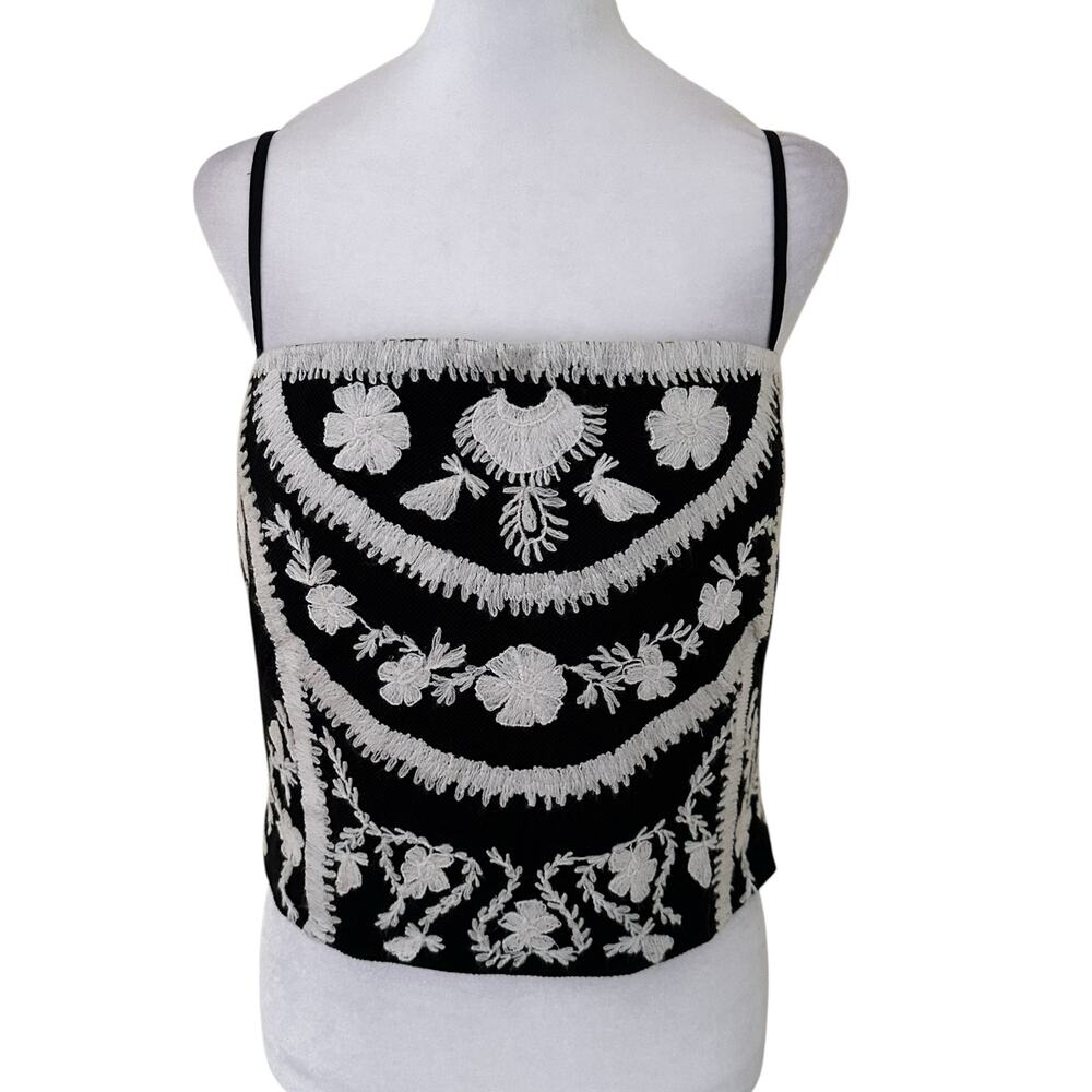 Lauren Ralph Lauren BLK/WHT Embroidered Cropped Sleeveless Blouse Size 18 NWT - Picture 2 of 8
